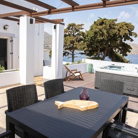 Sunny Bay Villa Agia Marina  Eksteriør billede